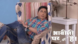 Still from Tiwari Asks Anita to Pose As His Wife