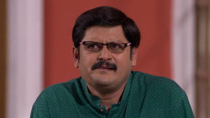 Still from The Rain Spoils Manmohan and Vibhuti's Plan
