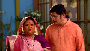 Still from David Turns Out to be Tiwari's Father