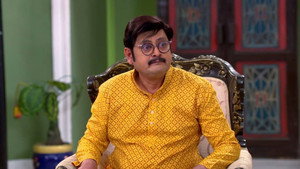 Still from Happu to Help Tiwari