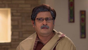 Still from Bhoorey Lal and Ammaji Question Manmohan