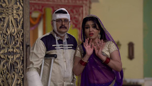 Still from Angoori Steals a Few Mangoes Which Land Vibhuti Into Trouble