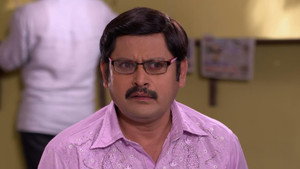 Still from Amma Ji Learns That Angoori is Not Pregnant
