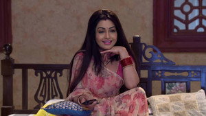Still from Manmohan Refuses to Let Angoori Act In Films
