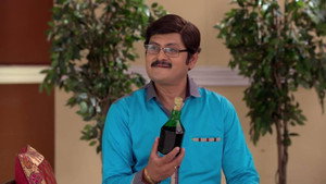Still from Anita Gets Frustrated By Vibhuti's Sluggish Behaviour