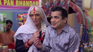 Still from Helen Buys Clothes For Vibhuti