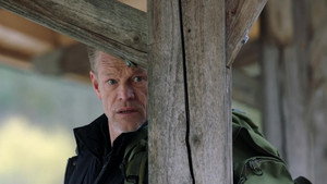 Still from Episode 4305