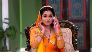 Still from Tiwari Manipulates Vibhuti