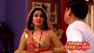 Still from Tiwari Calls a Party After His Constipation Gets Cured