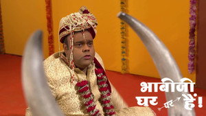 Still from Modern Colony Residents Scare Tiwari