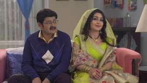 Still from Tiwari and Vibhuti Unaware Of a Forthcoming Problem