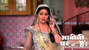 Still from Vibhuti Clicks Tiwari and Angoori's Photos