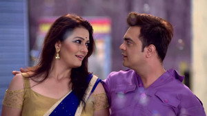 Still from Gullu and Puttan Fall In Love
