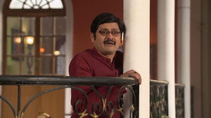 Still from Vibhuti Sees Anita Leaving With a Stranger At Night