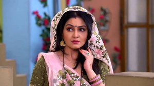 Still from The Reason For Angoori's Hatred Towards Karamchand