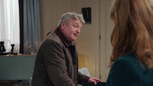 Still from Episode 4243
